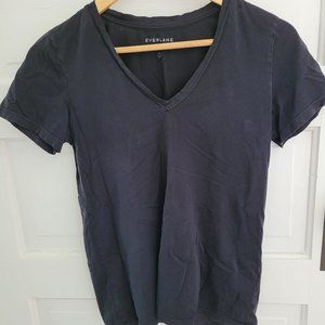 Everlane black T shirt
